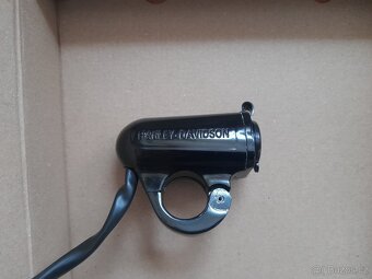 HARLEY DAVIDSON® zásuvka - 2