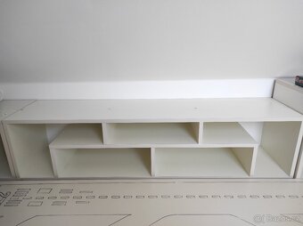 Poličky - 2