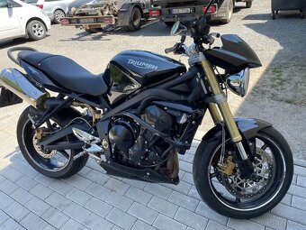Triumph Street Triple r.v. 2011 (37 300km) - 2