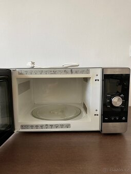 Mikrovlnná trouba Whirlpool s funkcí Crisp - 2