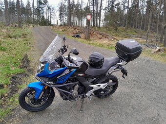 CFMOTO 650 MT - 2