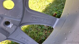 Prodám sadu Alu disků pro BMW X1 a X2 r17" 5x112 - 2