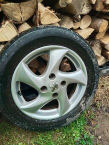 Kola Peugeot 206 - 2