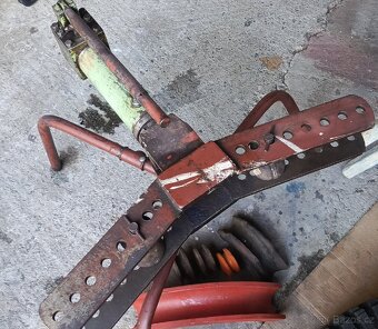 Hydraulická ruční ohýbačka. - 2
