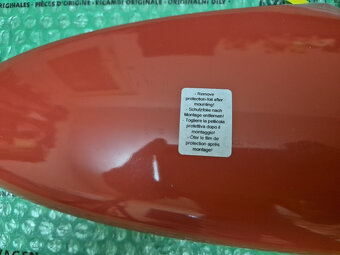 kryty vnějších zrcátek červené Hyundai i20 (BC3) Q0431ADE00T - 2