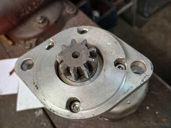 Prodám nový startér Magneton 9142604 - 2