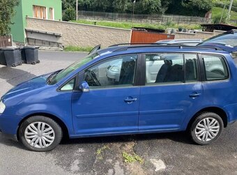 VW Touran - 2