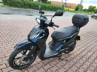 Peugeot Tweet 125i FL , 5/2024, ČR jen 780km - 2