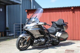 Honda GL 1800 GOLDWING - 2
