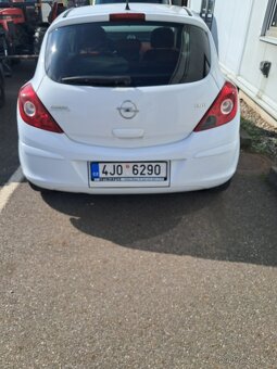 Prodám Opel Corsa 1,3 Cdi uvedení do provozu 5/2010 - 2