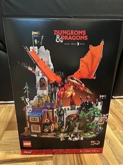 LEGO Ideas 21348 Dungeons & Dragons: Příběh Rudého draka - 2