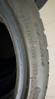 Zimní pneu 215/40 R18 - 2