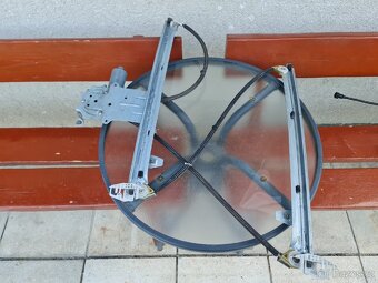 Citroën Xsara Picasso stahovačka okna SPOLUJEZDEC - 2