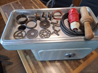 Řeznický mlýnek Vlček - 2