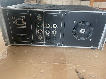 Zesilovač Scorpion, 2x 400W, - 2