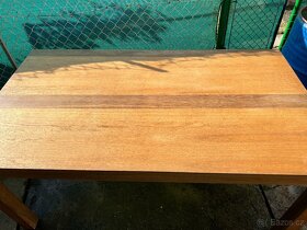 Jídelní stůl - 2