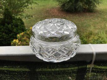 Broušená doza na cukr - 2