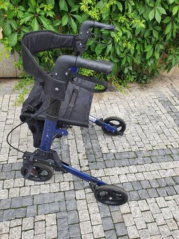 seniorské chodítko + nákupní taška - 2