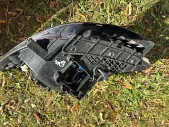 Světlomet Opel Mokka 2012-2019 pravé - 2