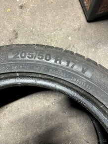 Letní pneu Barum 205/50/17 - 2