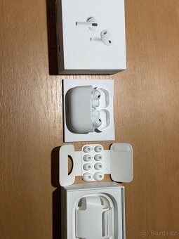 Zánovní AirPody Pro 3 - 2