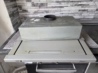 Výsuvná digestoř - 2