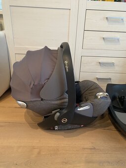 Vajíčko Cybex Cloud Q včetně báze - 2