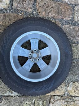 Jeep Wrangler 18 kola, zimní pneu 90%, čidla tlaku TMPS - 2