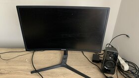 Samsung monitor, prohnutý FULLHD 24” - 2