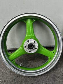 Kawasaki Ninja r17 - 2