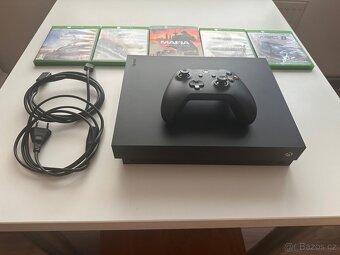Xbox one X 1TB - 2