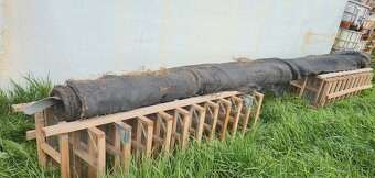 Tkanina pod beton, do břehu atd. 5m x cca 20 m - 2