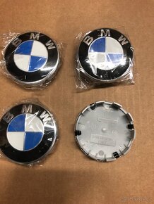 Sada pokliček kol bmw 68mm - 2