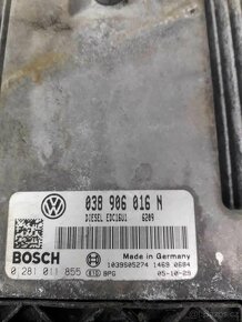 VW Transportér T5 1,9 TDi řídící jednotka - 2