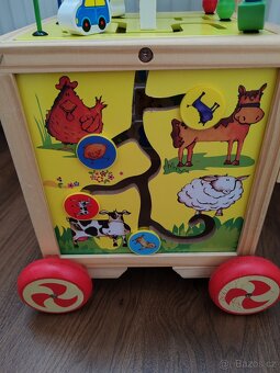Kruzzel chodítko Velká dřevěná motorická kostka - 2