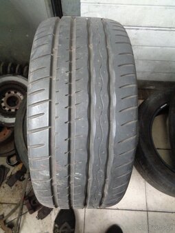 215/35 R17 HANKOOK (5,5-6mm) č.13228/b8 - 2