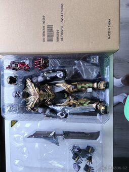 Hot toys - 2