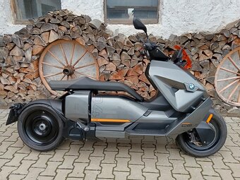 BMW CE 04 - 2