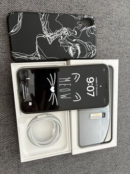 iPhone XR 64GB - 2