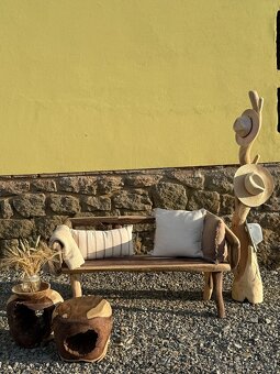 Masivní lavice a taburety z exotického dřeva - 2