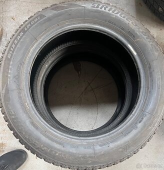 Zimní 2ks pneu 185/60 R15 - Bridgestone - 2