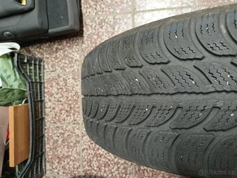 Prodám plechové disky 5x112 R15 se zimní pneu - 2