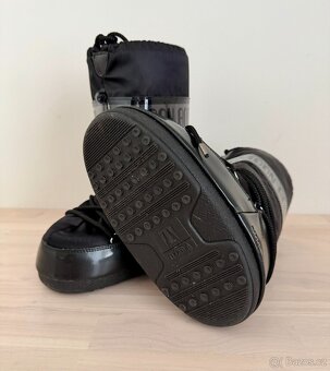 Dětské sněhule MOON BOOT Icon Jr. / vel. 31-34 - 2