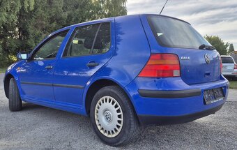 Volkswagen Golf - 2