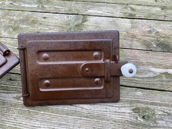 kamna stará kamna pec komponenty dvířka popelník - 2