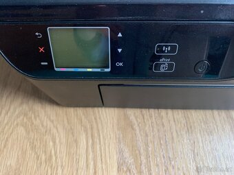 Tiskarna HP Deskjet Ink Advantage 3525 - 2