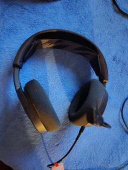 Sluchátka s mikrofonem - 2