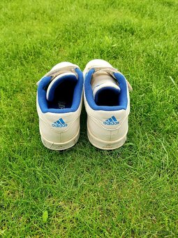 Tenisky Adidas 32 - 2