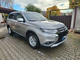 Mitsubishi Outlander III 2.0i - 2