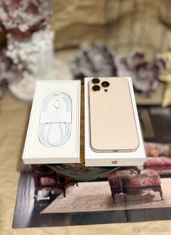 Apple iPhone 16 Pro Max 256GB Desert Titanium Perfektní stav - 2